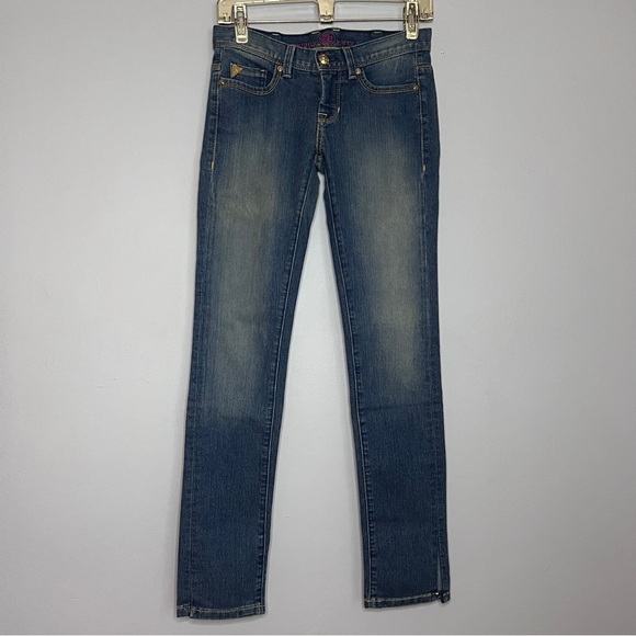 2b bebe Blue Skinny Kitty Jeans with Butterfly Embroidery Rear Pockets Size 25 - Picture 1 of 8